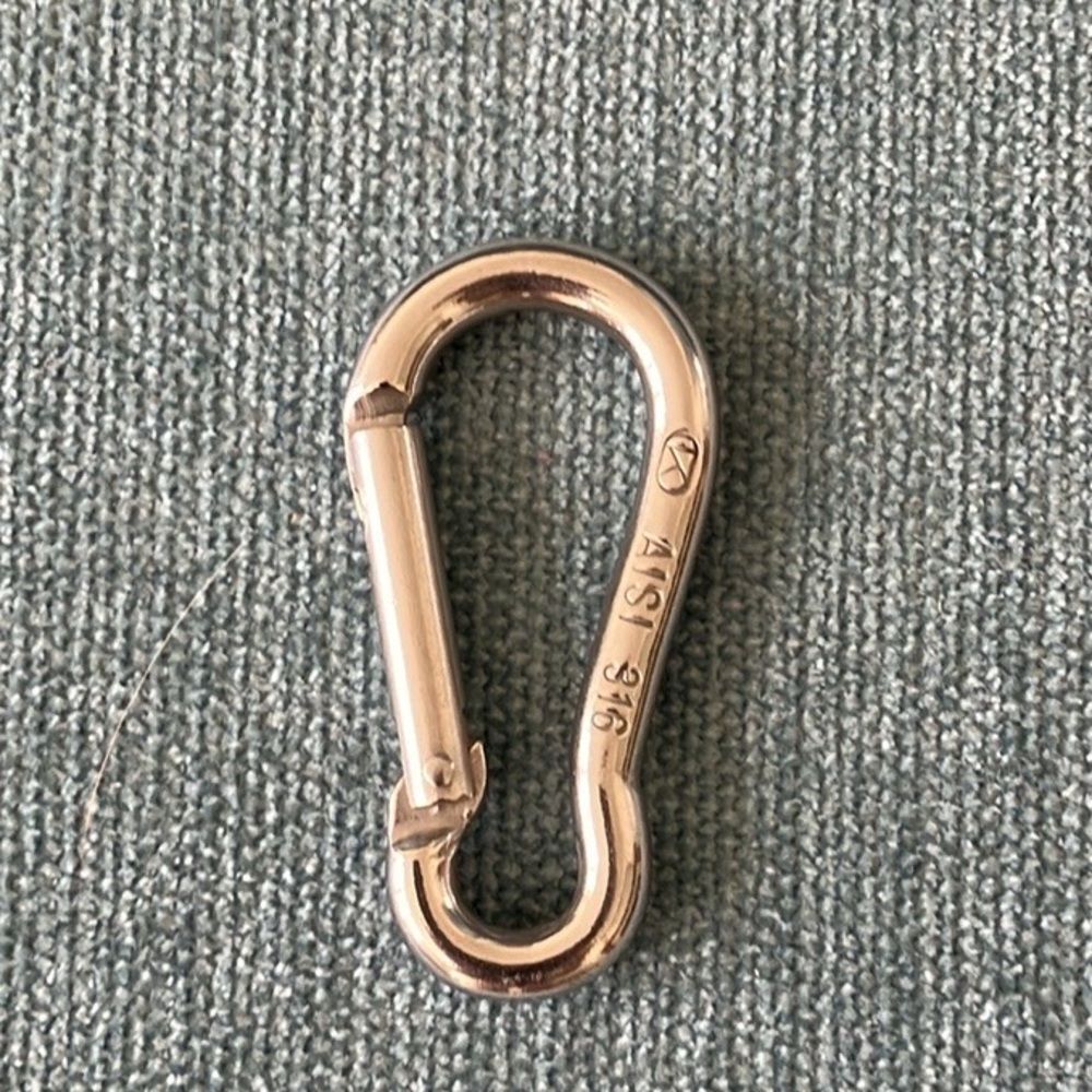 Carabiner Clip